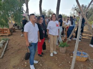Ospiti e partecipanti durante la manifestazione Hortus et Equitatus nell’Azienda Agraria